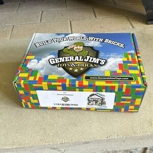 General Jim’s Toys & Bricks botanical greenhouse connecting brick set